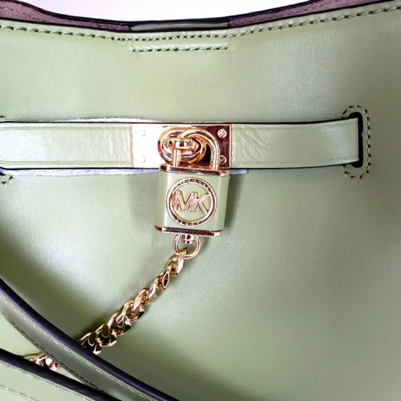 MICHAEL KORS Hamilton Legacy Medium Leather Messenger Bucket Bag - Picture 4 of 16